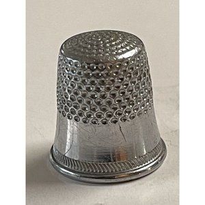 Sewing Quilting Thimble Size 8 Silver Tone